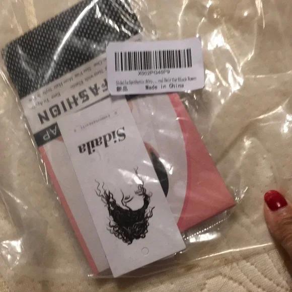 NWT,Silver Gray Mix, Curly Afro style BOB, FULL WIG,CAP, NIB - Picture 5 of 10